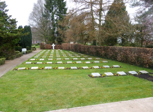 Der Diakonissenfriedhof von Alten Eichen auf dem Stellinger Friedhof.