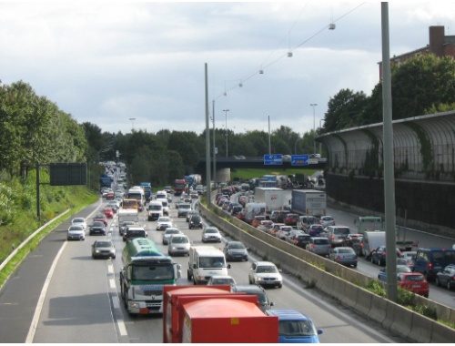 A7 in Richtung Süden, AS-Stellingen von der Brücke Wördemanns Weg aus